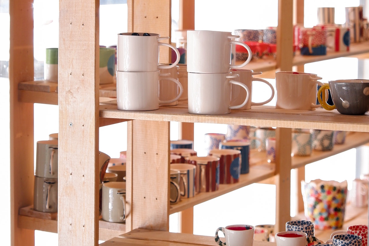 Coffee mugs in a store